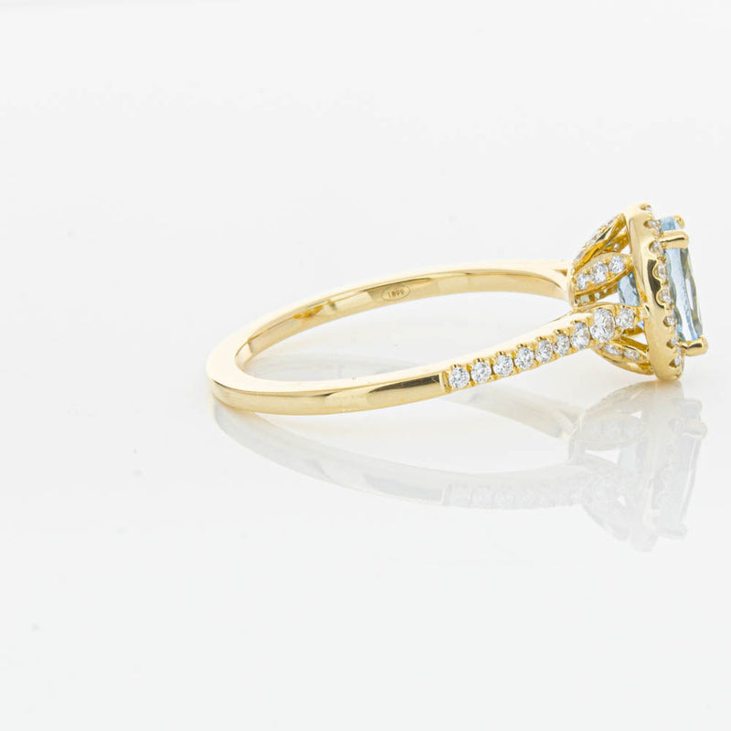 18ct Yellow Gold Aquamarine & Diamond Mini Sierra Ring-Ring-Walker & Hall