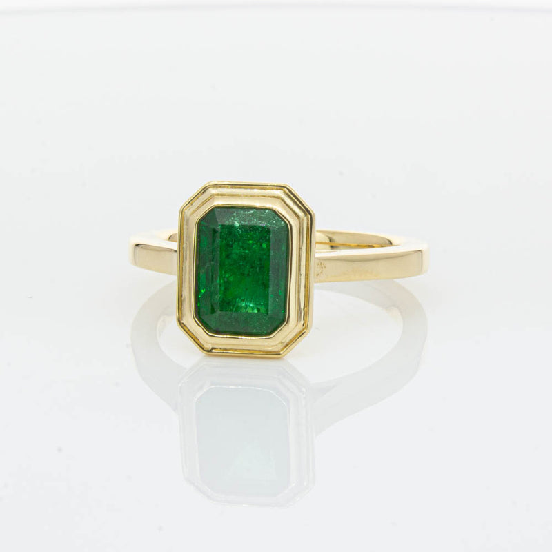 18ct Yellow Gold Emerald Ring-Ring-Walker & Hall