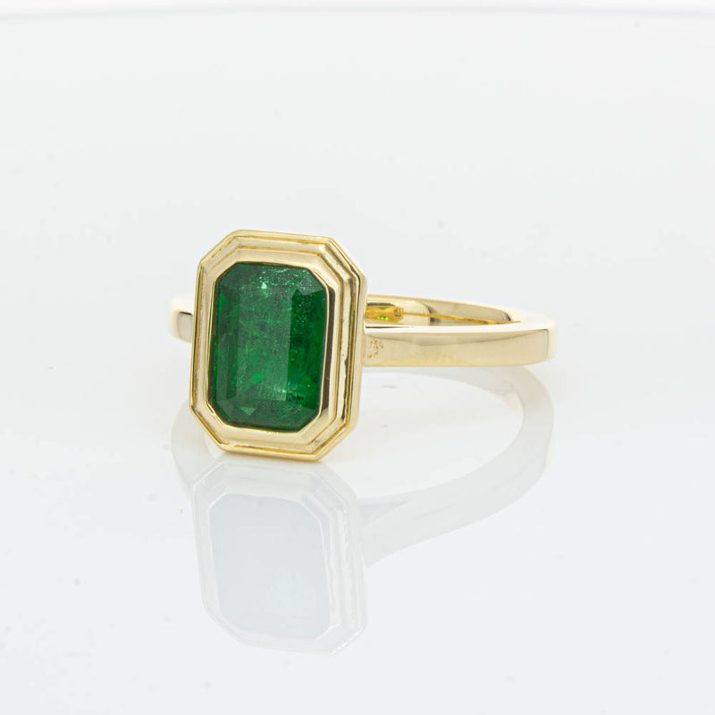 18ct Yellow Gold Emerald Ring-Ring-Walker & Hall