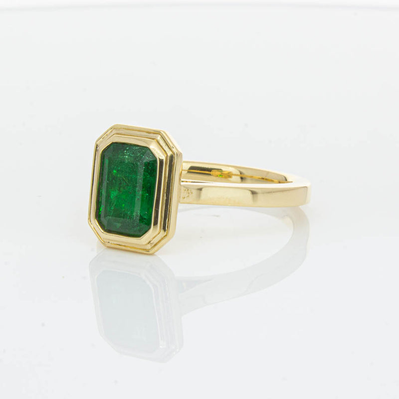 18ct Yellow Gold Emerald Ring-Ring-Walker & Hall