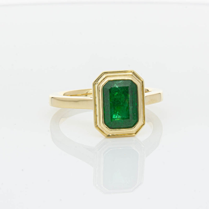 18ct Yellow Gold Emerald Ring-Ring-Walker & Hall
