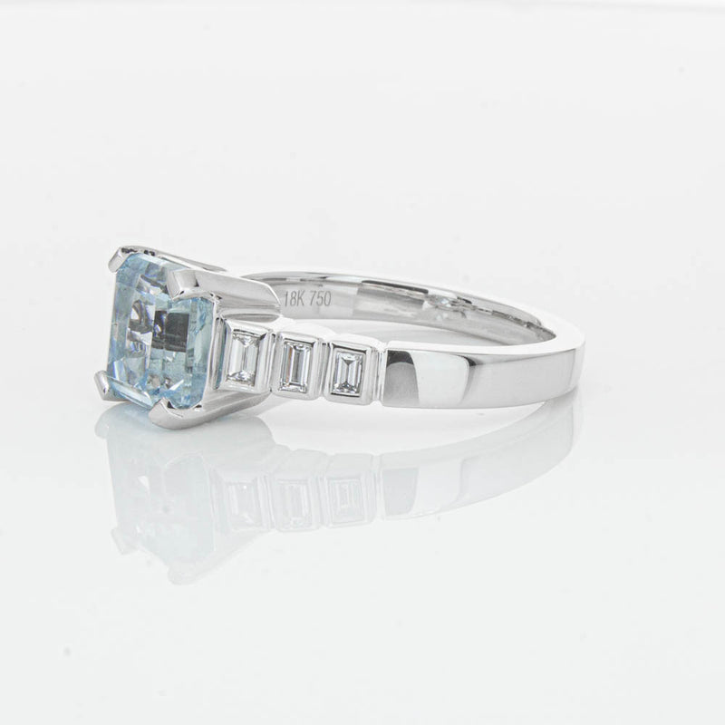 18ct White Gold 2.48ct Aquamarine & Diamond Ring-Ring-Walker & Hall