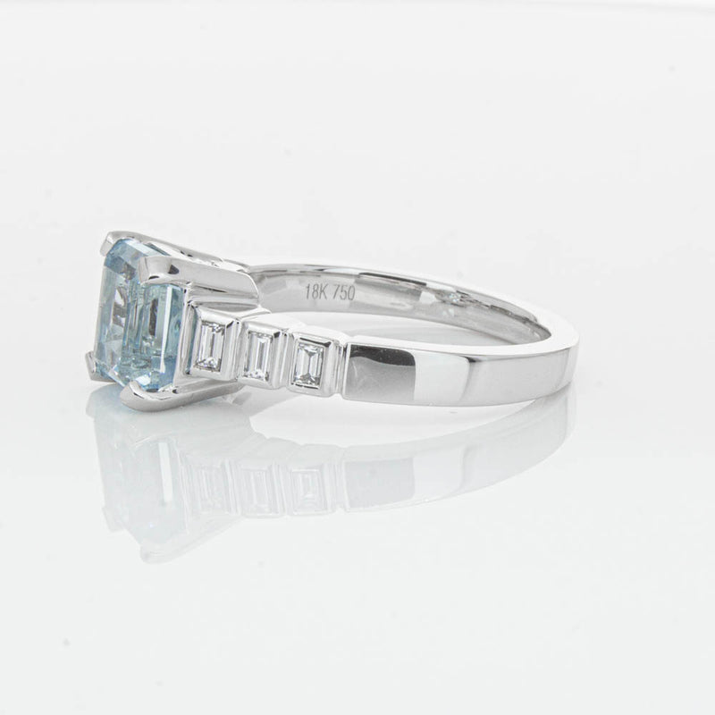 18ct White Gold 2.48ct Aquamarine & Diamond Ring-Ring-Walker & Hall