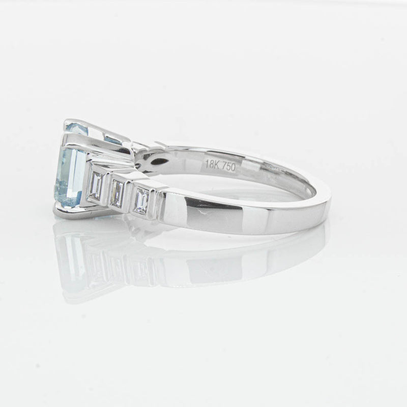 18ct White Gold 2.48ct Aquamarine & Diamond Ring-Ring-Walker & Hall