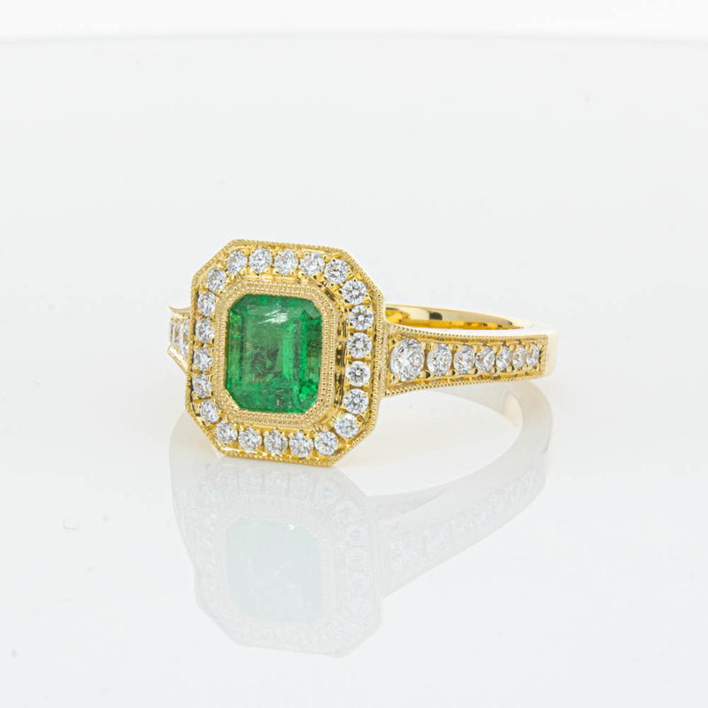 18ct Yellow Gold Emerald Ring-Ring-Walker & Hall
