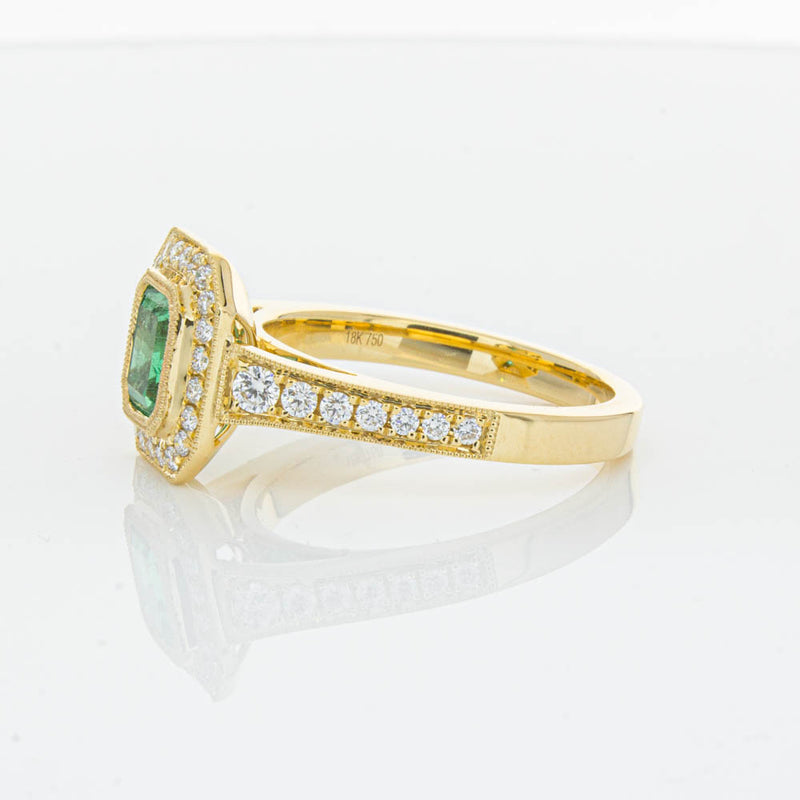 18ct Yellow Gold Emerald Ring-Ring-Walker & Hall