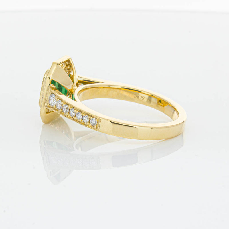 18ct Yellow Gold Emerald Ring-Ring-Walker & Hall