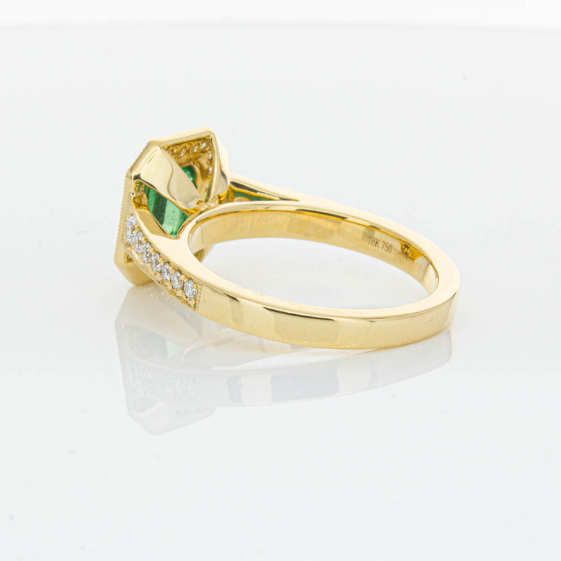18ct Yellow Gold Emerald Ring-Ring-Walker & Hall