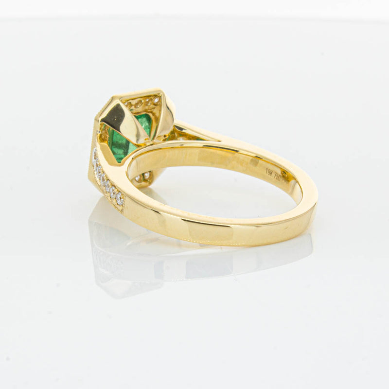 18ct Yellow Gold Emerald Ring-Ring-Walker & Hall