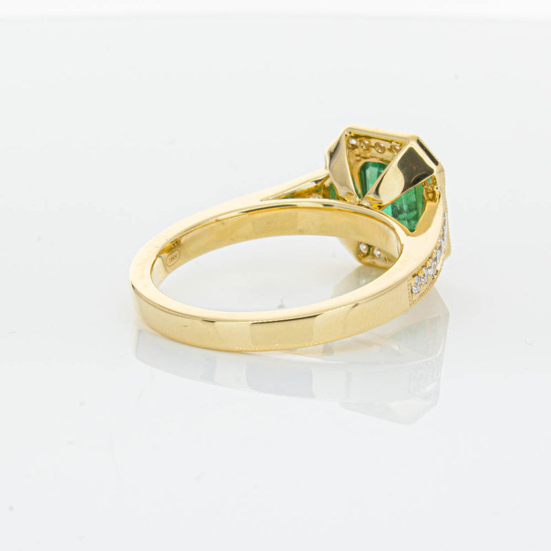 18ct Yellow Gold Emerald Ring-Ring-Walker & Hall