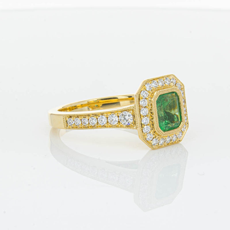 18ct Yellow Gold Emerald Ring-Ring-Walker & Hall