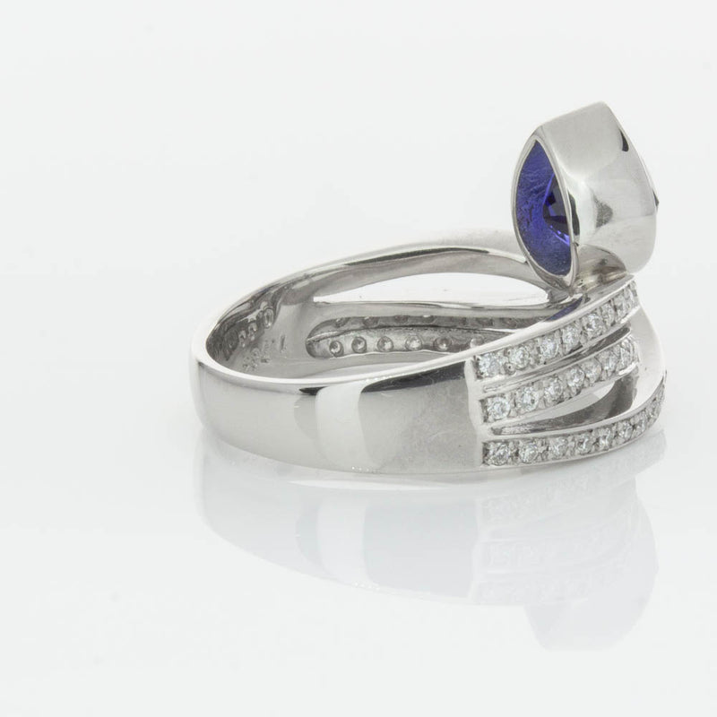 Deja Vu Platinum 1.73ct Sapphire & Diamond Ring-Ring-Walker & Hall