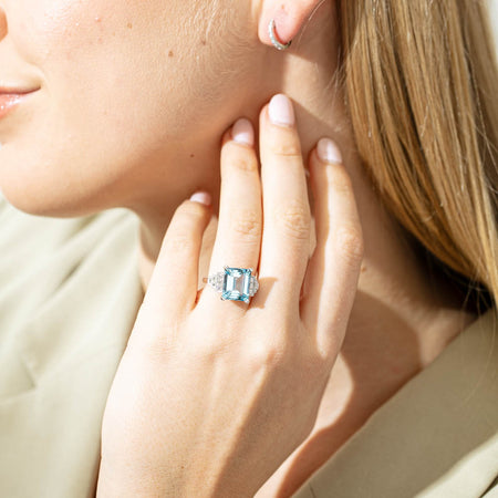 18ct White Gold 5.20ct Aquamarine & Diamond Maya Ring-Ring-Walker & Hall