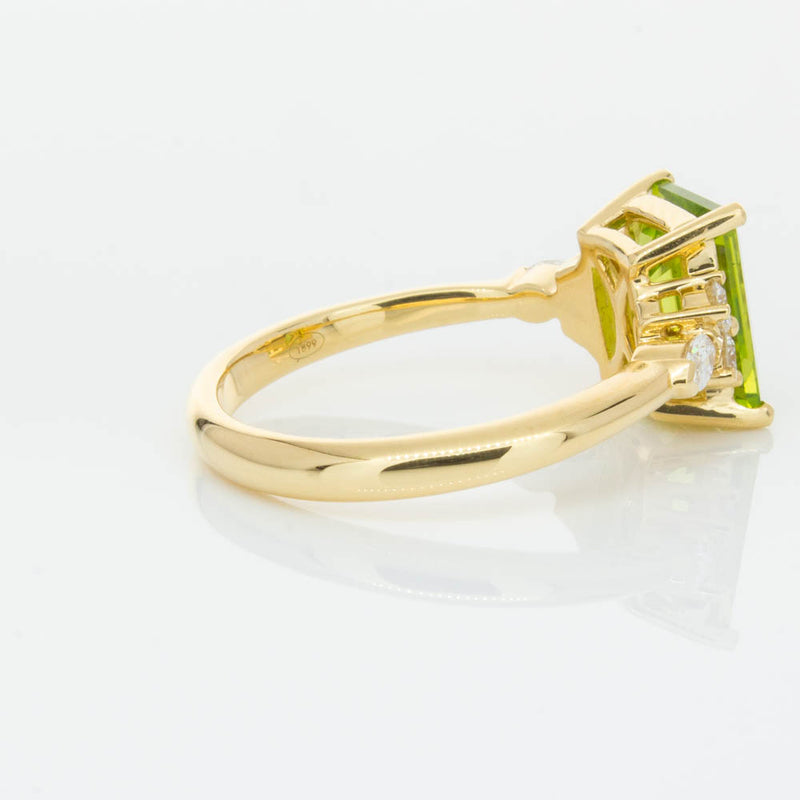 18ct Yellow Gold 2.42ct Peridot & Diamond Oriana Ring-Ring-Walker & Hall