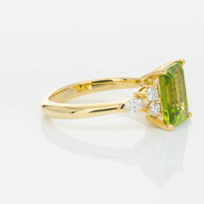 18ct Yellow Gold 2.42ct Peridot & Diamond Oriana Ring-Ring-Walker & Hall