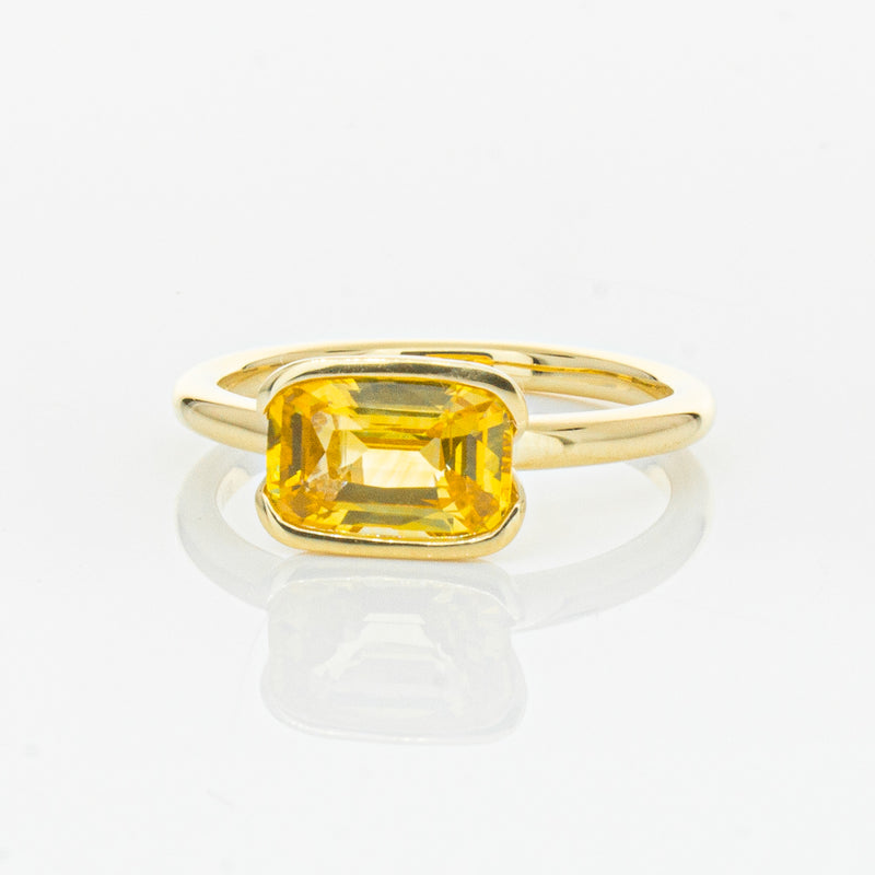 18ct Yellow Gold Golden Sapphire Elle Ring-Ring-Walker & Hall