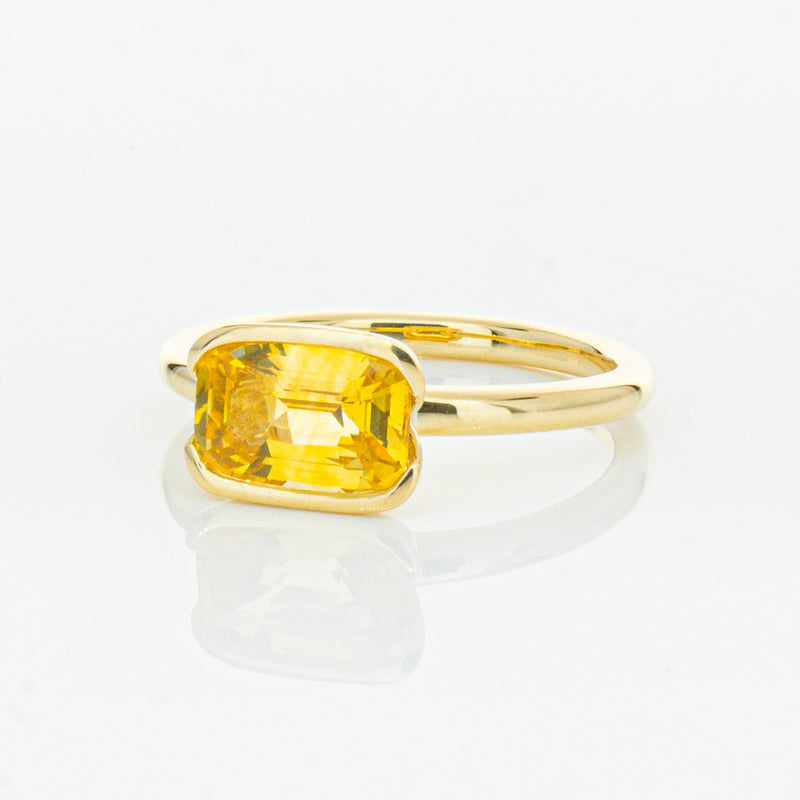 18ct Yellow Gold Golden Sapphire Elle Ring-Ring-Walker & Hall