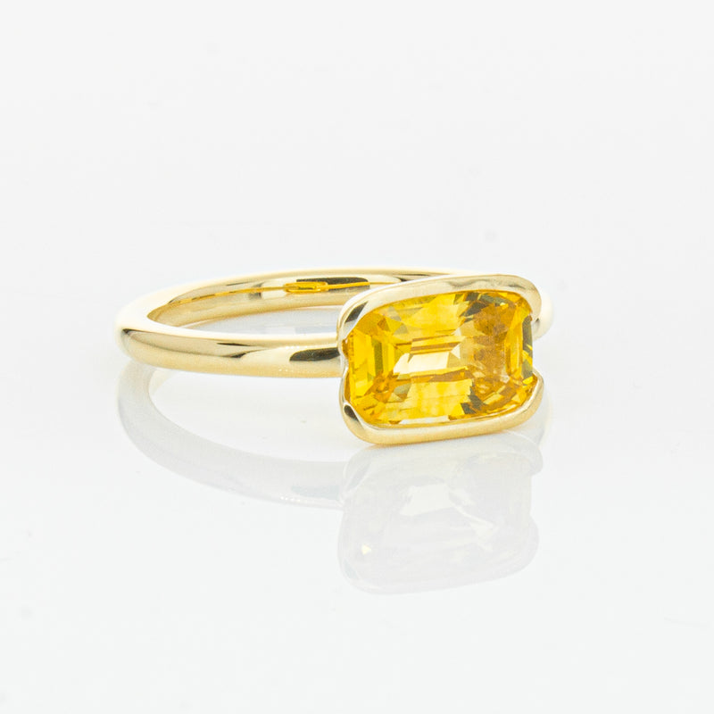 18ct Yellow Gold Golden Sapphire Elle Ring-Ring-Walker & Hall