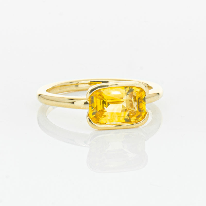 18ct Yellow Gold Golden Sapphire Elle Ring-Ring-Walker & Hall