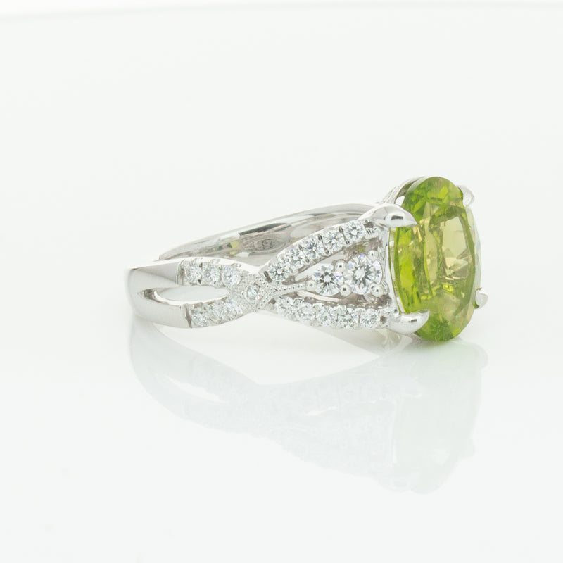 18ct White Gold 3.38ct Peridot & Diamond Ring-Ring-Walker & Hall