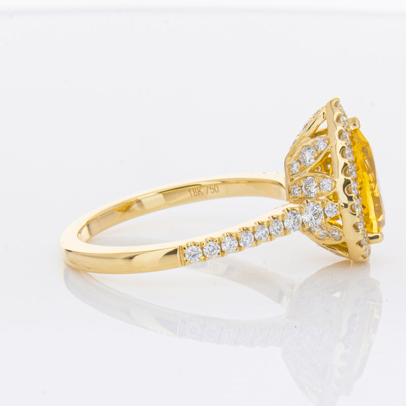 18ct Yellow Gold 4.71ct Golden Sapphire & Diamond Sierra Ring-Ring-Walker & Hall