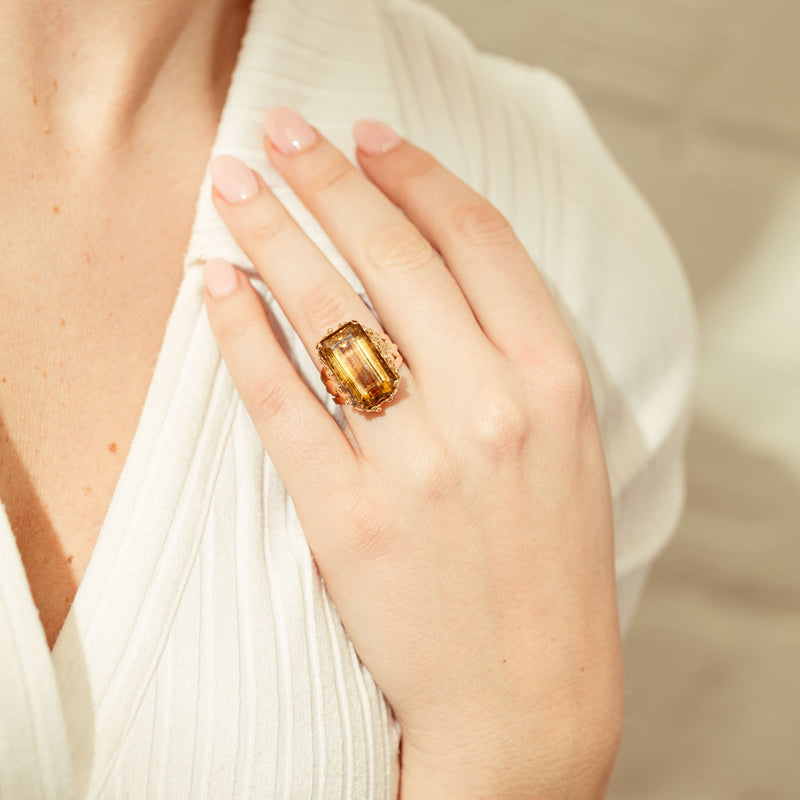 Deja Vu 18ct Yellow Gold Citrine Ring-Ring-Walker & Hall