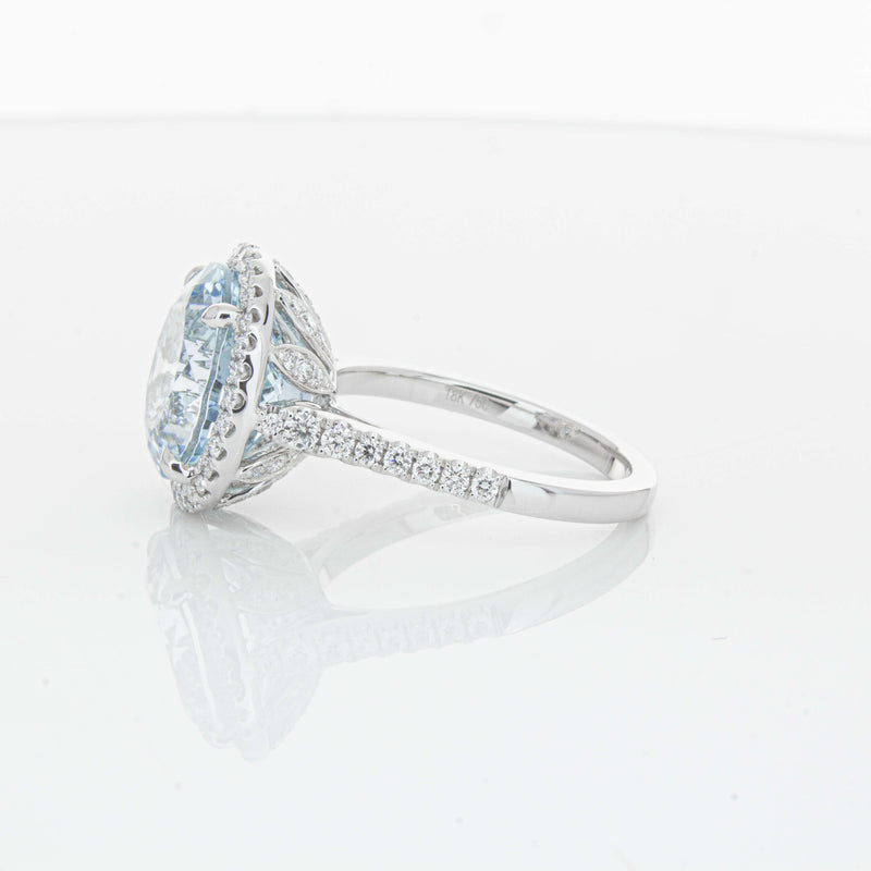 18ct White Gold 6.38ct Aquamarine & Diamond Sierra Ring-Ring-Walker & Hall