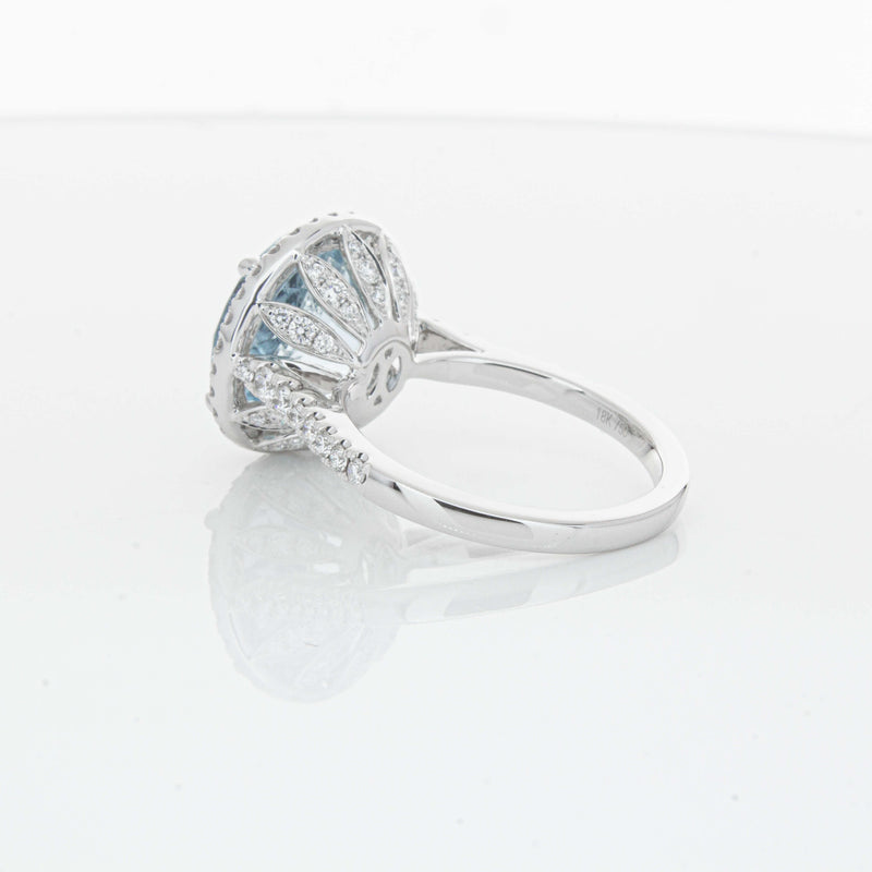 18ct White Gold 6.38ct Aquamarine & Diamond Sierra Ring-Ring-Walker & Hall