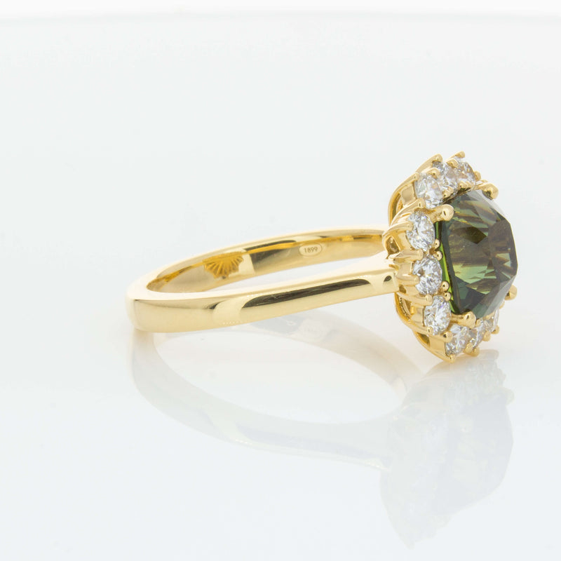 18ct Yellow Gold 3.56ct Green Sapphire & Diamond Belle Ring-Ring-Walker & Hall