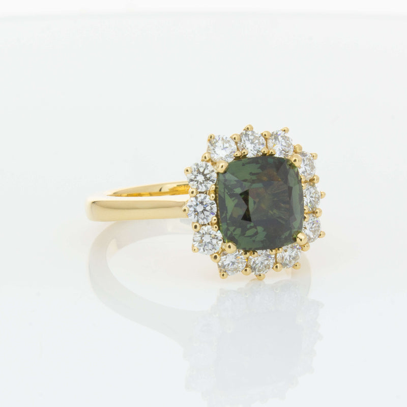 18ct Yellow Gold 3.56ct Green Sapphire & Diamond Belle Ring-Ring-Walker & Hall