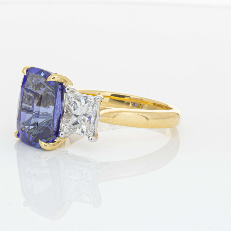 18ct Yellow Gold 8.03ct Sapphire & Diamond Ring-Ring-Walker & Hall