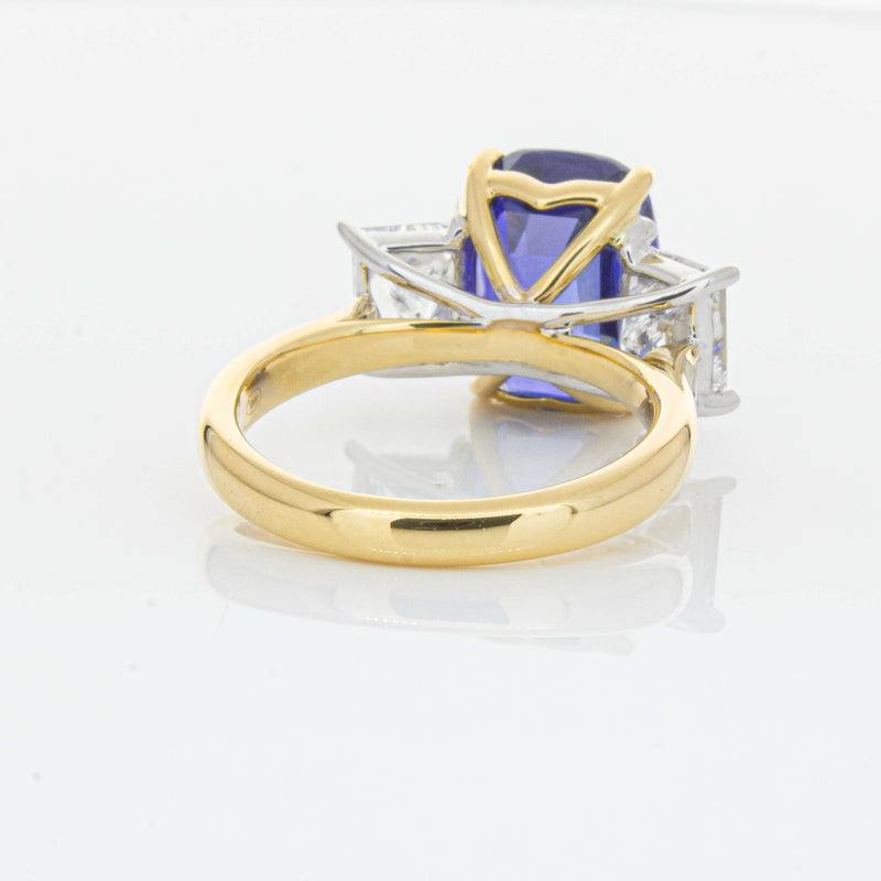 18ct Yellow Gold 8.03ct Sapphire & Diamond Ring-Ring-Walker & Hall