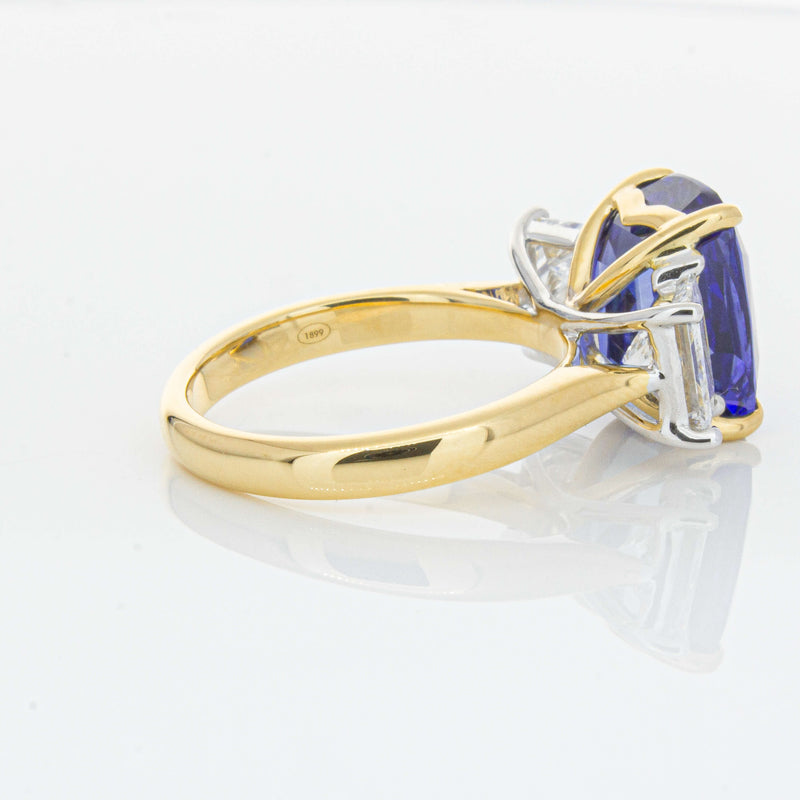 18ct Yellow Gold 8.03ct Sapphire & Diamond Ring-Ring-Walker & Hall