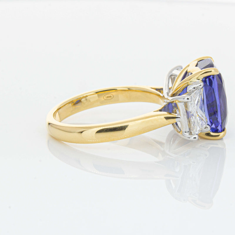 18ct Yellow Gold 8.03ct Sapphire & Diamond Ring-Ring-Walker & Hall