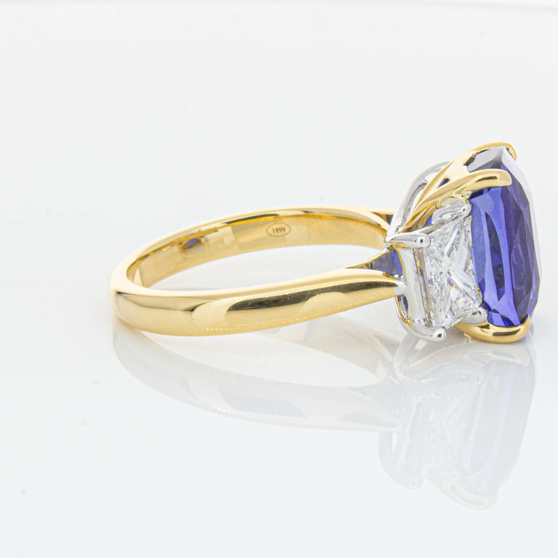 18ct Yellow Gold 8.03ct Sapphire & Diamond Ring-Ring-Walker & Hall