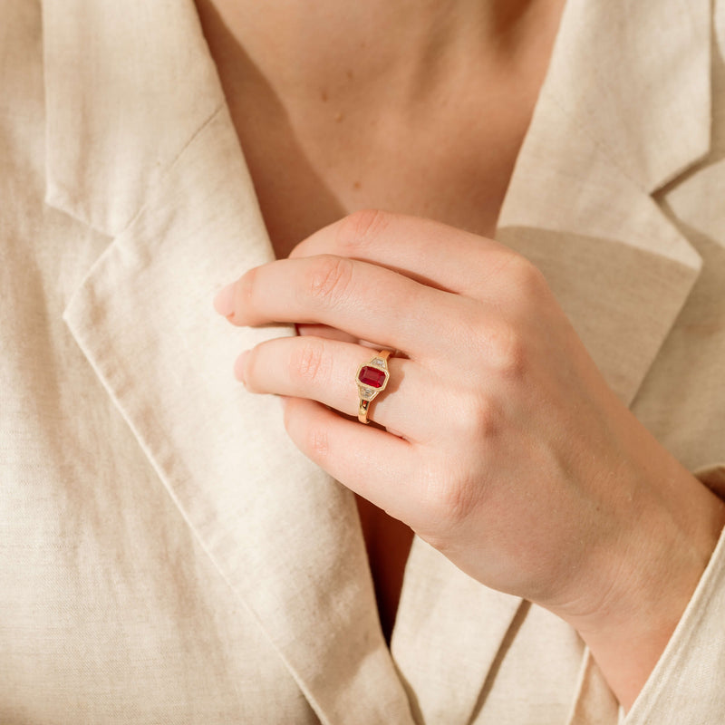 18ct Yellow Gold 1.59ct Ruby & Diamond Ring-Ring-Walker & Hall