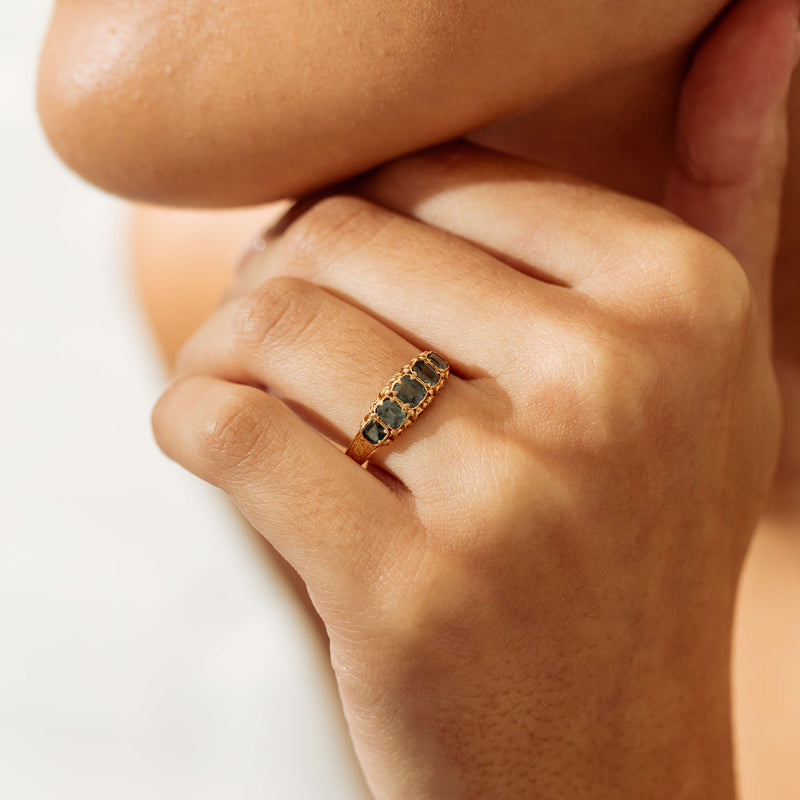 Vintage 15ct Green Garnet & Glass Doublet Ring - Ring - Walker & Hall