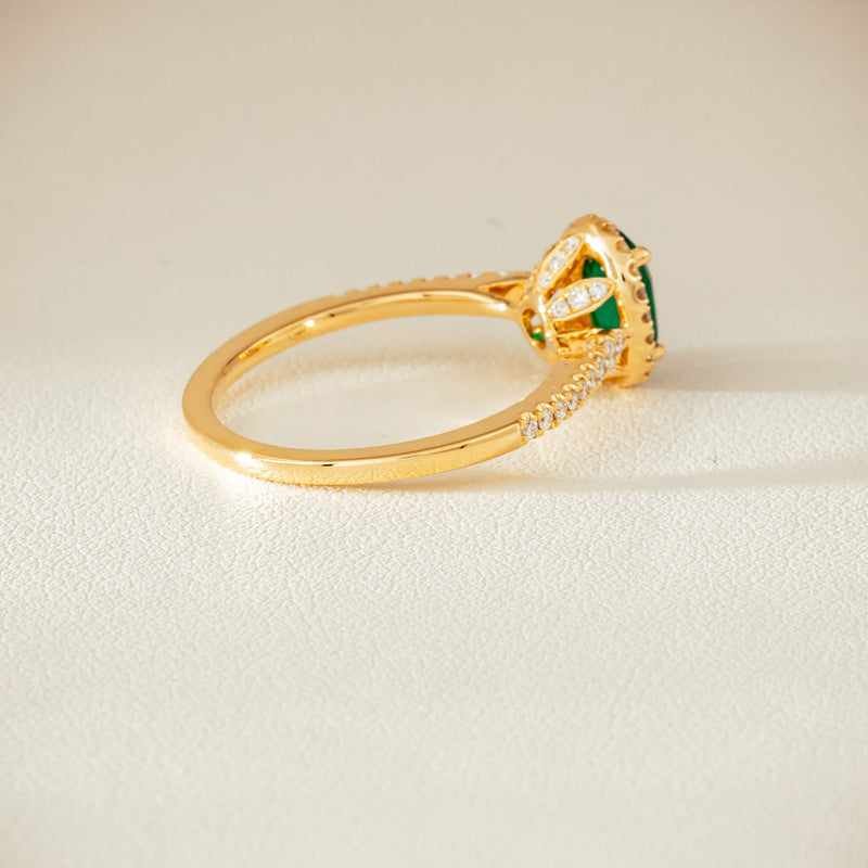 18ct Yellow Gold .63ct Emerald & Diamond Mini Sierra Ring - Ring - Walker & Hall