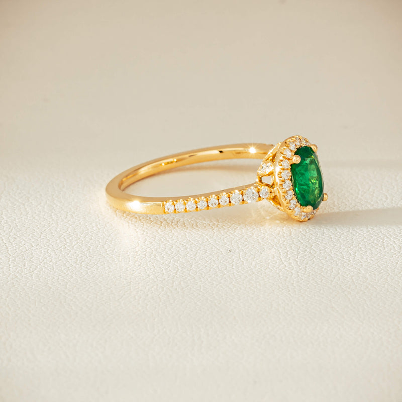 18ct Yellow Gold .63ct Emerald & Diamond Mini Sierra Ring - Ring - Walker & Hall