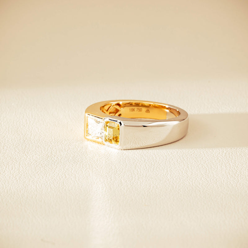 18ct Bi-Tone Gold Reclaimed Sapphire & Diamond Ring - Ring - Walker & Hall