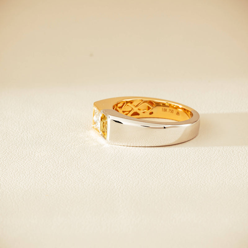 18ct Bi-Tone Gold Reclaimed Sapphire & Diamond Ring - Ring - Walker & Hall