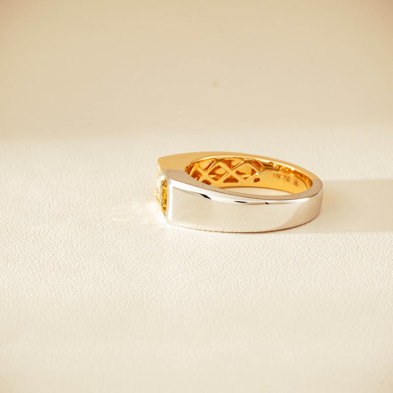 18ct Bi-Tone Gold Reclaimed Sapphire & Diamond Ring - Ring - Walker & Hall
