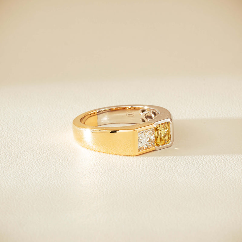 18ct Bi-Tone Gold Reclaimed Sapphire & Diamond Ring - Ring - Walker & Hall