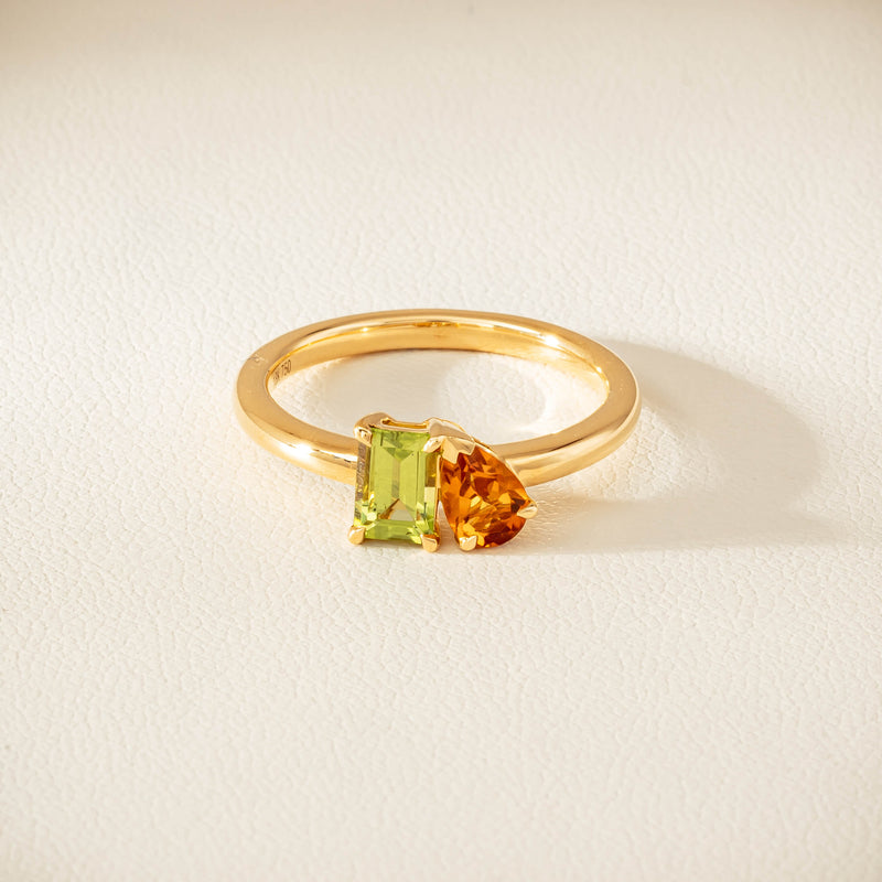 18ct Yellow Gold Peridot & Citrine Toi et Moi Ring - Ring - Walker & Hall
