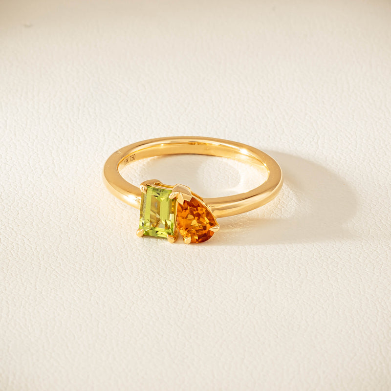 18ct Yellow Gold Peridot & Citrine Toi et Moi Ring - Ring - Walker & Hall