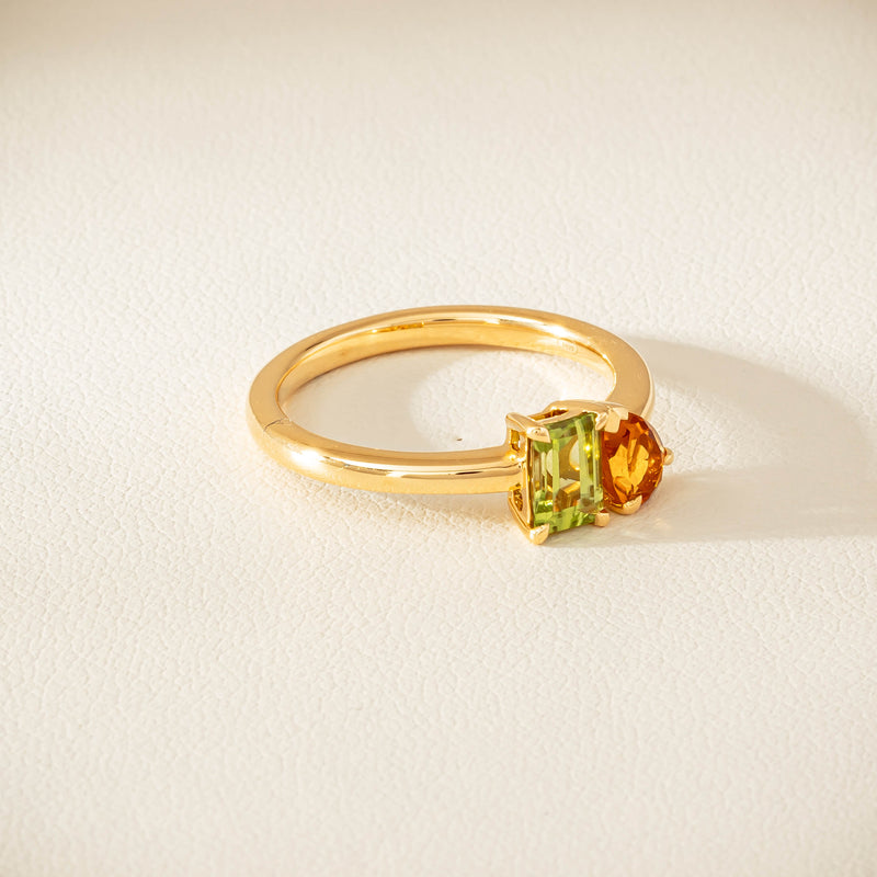 18ct Yellow Gold Peridot & Citrine Toi et Moi Ring - Ring - Walker & Hall