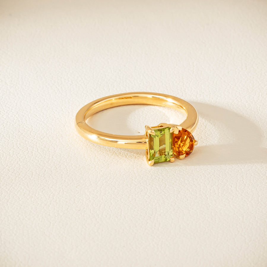 18ct Yellow Gold Peridot & Citrine Toi et Moi Ring - Ring - Walker & Hall