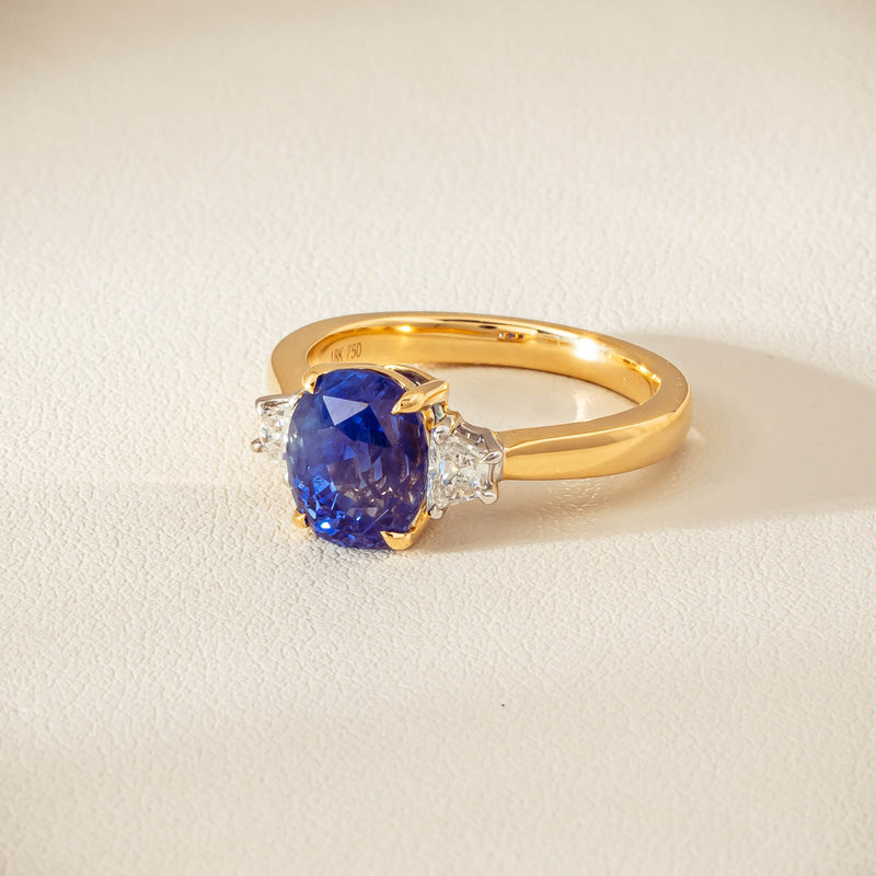 18ct Yellow Gold 4.00ct Sapphire & Diamond Ring - Ring - Walker & Hall