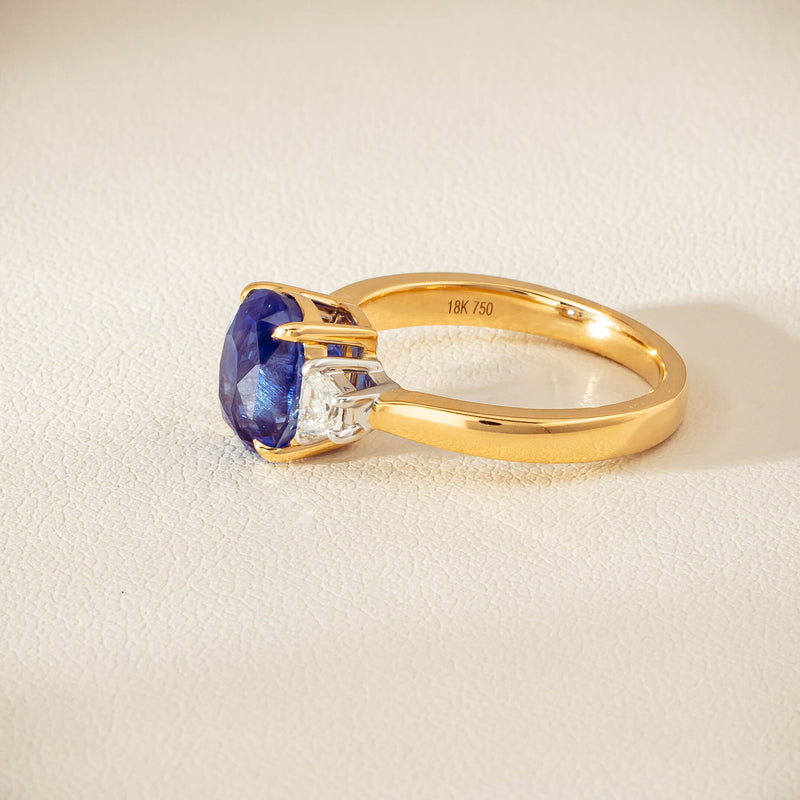 18ct Yellow Gold 4.00ct Sapphire & Diamond Ring - Ring - Walker & Hall