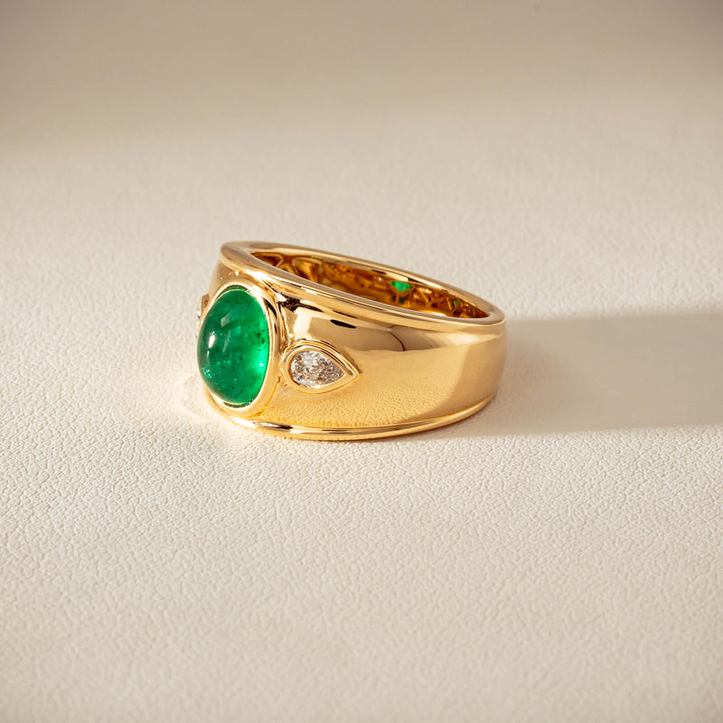18ct Yellow Gold 2.12ct Oval Cabochon Emerald Ring - Ring - Walker & Hall